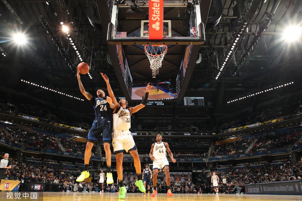 他在长达三 他在长达三